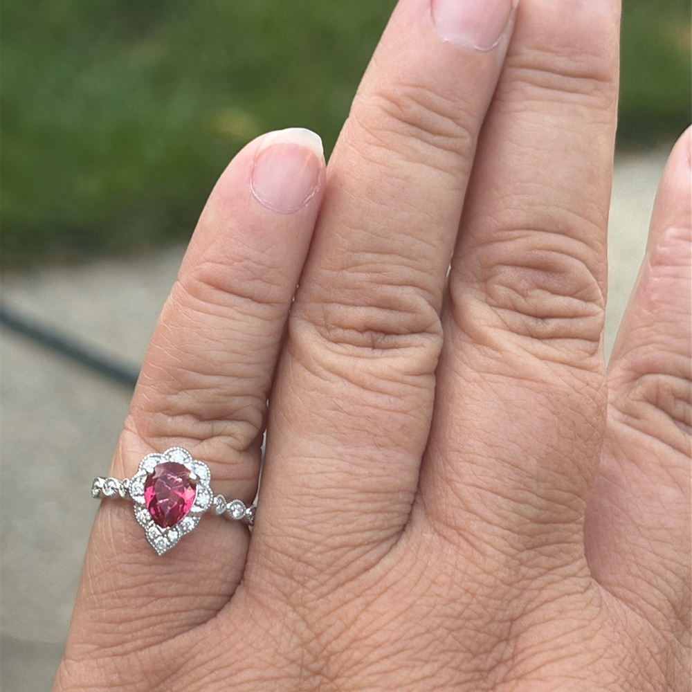 Pear Cut 1.25 tcw Genuine Ruby & Diamond Ring Sterling Silver Size 7 - Picture 13 of 14